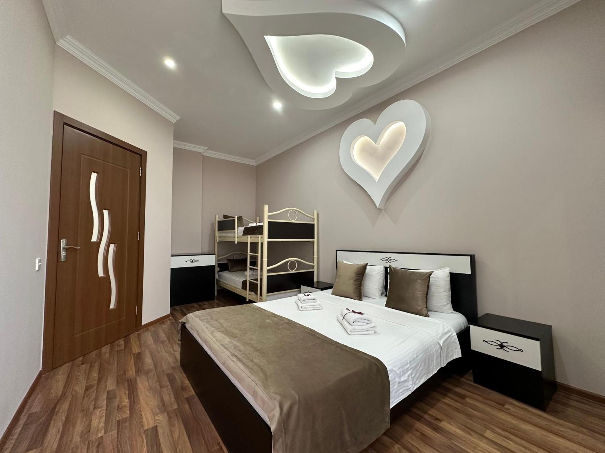 Grand Home Batumi Phòng bức ảnh
